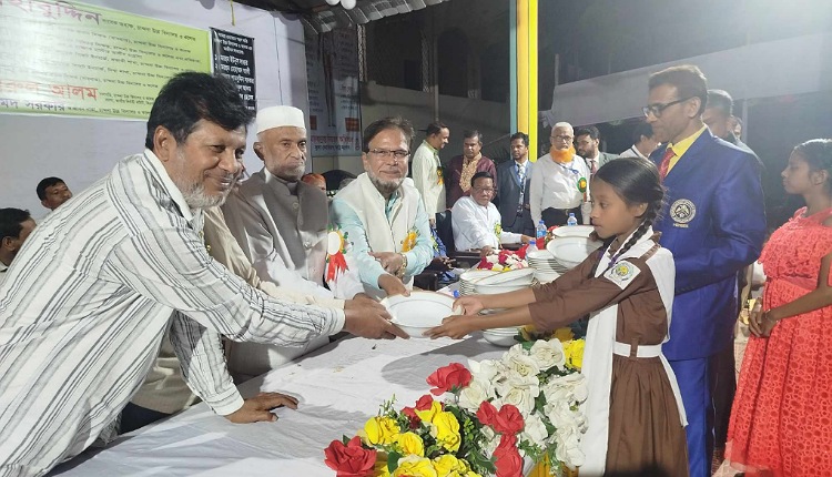 inbound4436402788636613610